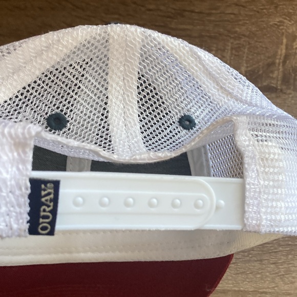 Bundle of 2 Pre Owned Youth Quray Colorado’s The Broadmoor Hats - Picture 6 of 10